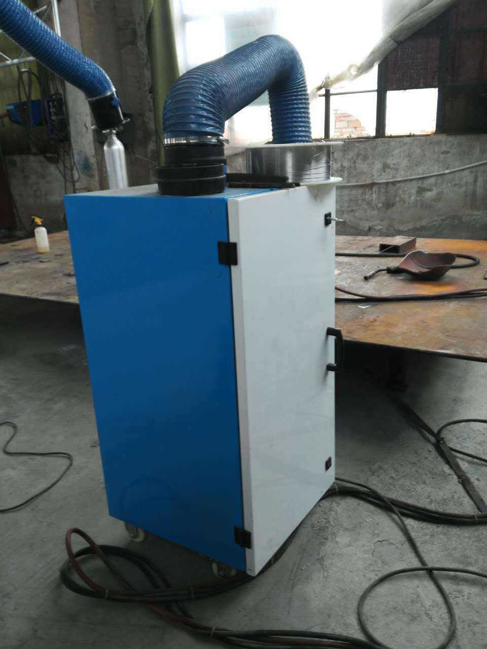 焊煙除塵器在襄陽黃工業場景中的應用 工業移動式焊煙凈化器解析